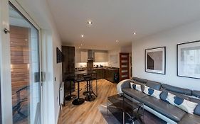 Oakhill Apartment